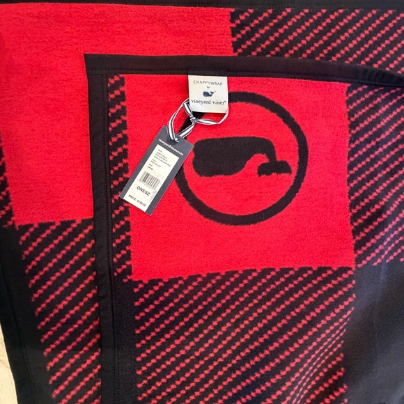ChappyWrap Blanket for Vineyard Vines Buffalo Plaid - NWT - Picture 5 of 8